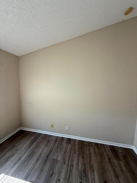 Building Photo - 4866 Palmbrooke Cir