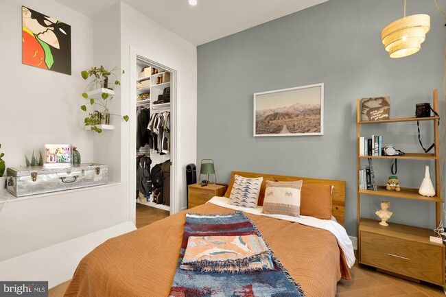 Building Photo - 1225 11th St NW