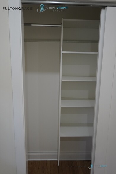 Building Photo - 4636-38 N. Hamilton