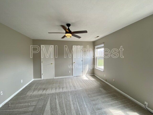 Building Photo - 112 Gazebo Dr
