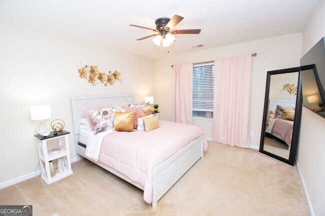 Building Photo - 5143 Olive Branch Cir