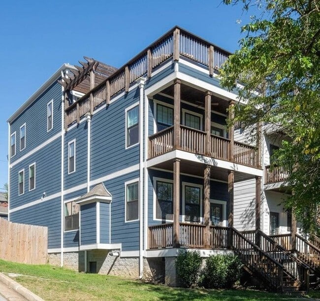 Building Photo - 1212 Ashwood Ave