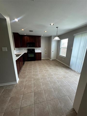 Building Photo - 6920 Bountiful Grove Dr