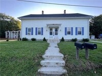 Building Photo - ****Burrillville – Three Bed/Two Bath Dupl...