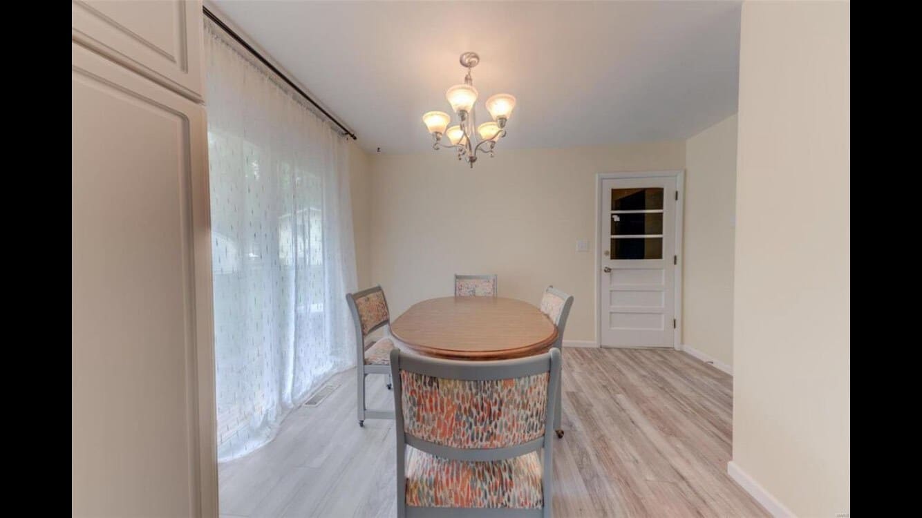 Building Photo - 30 Green Hill Ln