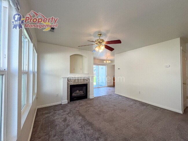 Building Photo - 5940 W Port Pl