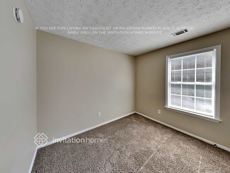 Building Photo - 180 Birch Rill Dr