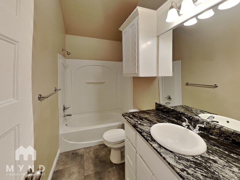 Building Photo - 18105 Manera Wy