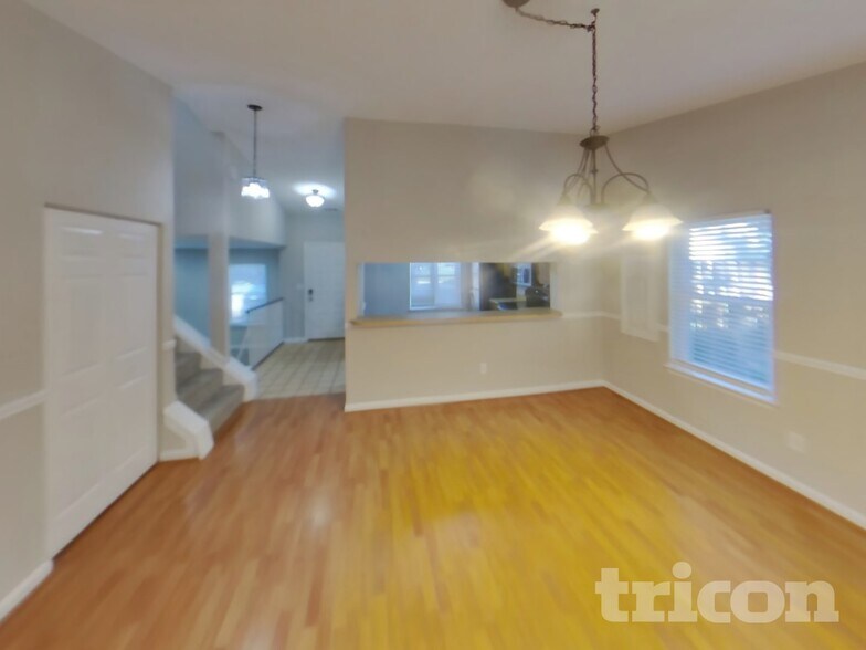 Building Photo - 1277 Collier Ln