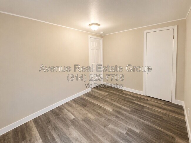 Building Photo - 8011 Ellerton Ave