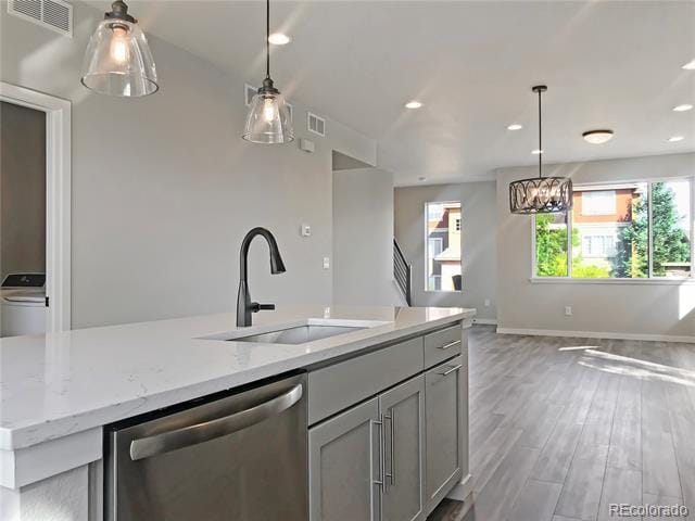 Building Photo - 6767 S Tempe Ct