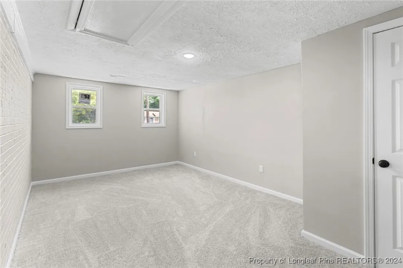 Building Photo - 415 Palmerland Dr