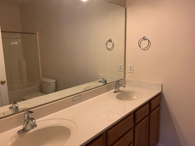 Building Photo - Murrells Inlet 3 Bedroom, 2 Bath, Unfurnis...