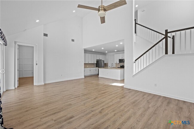 Building Photo - 328 Peace Pipe Way