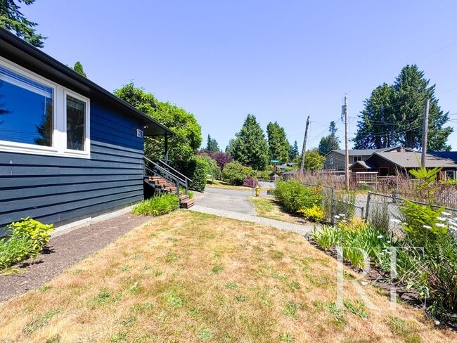 Building Photo - Chic Farmhouse Vibes in Charming Suquamish...