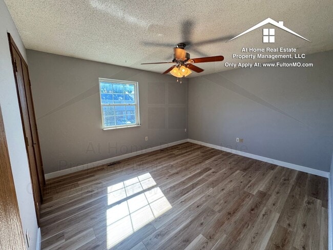 Building Photo - 551 Collier Ln