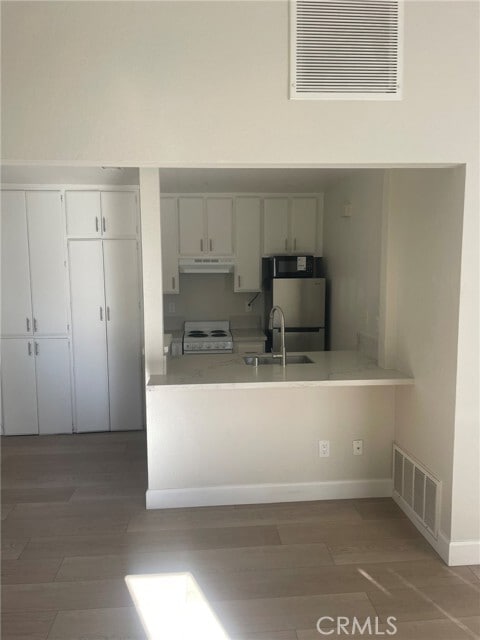 Building Photo - 3703 S Country Oaks Loop