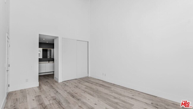 Building Photo - 1505 Purdue Ave