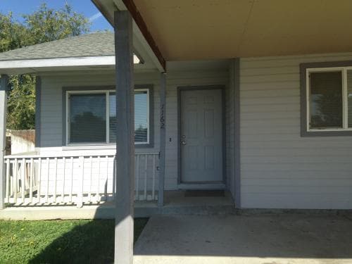 Primary Photo - 1162 Dogwood Cir