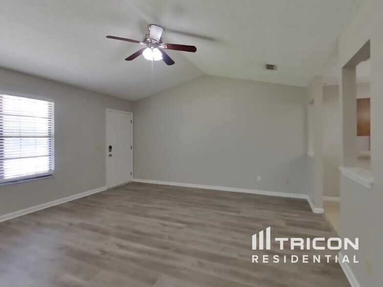 Building Photo - 3240 Avocet Ln