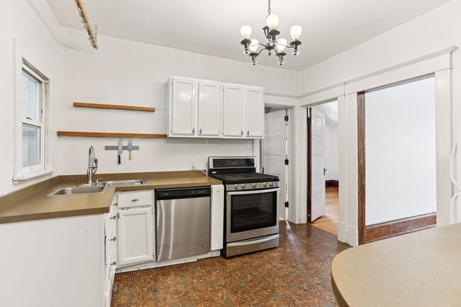 Building Photo - 1253 Ashland Ave