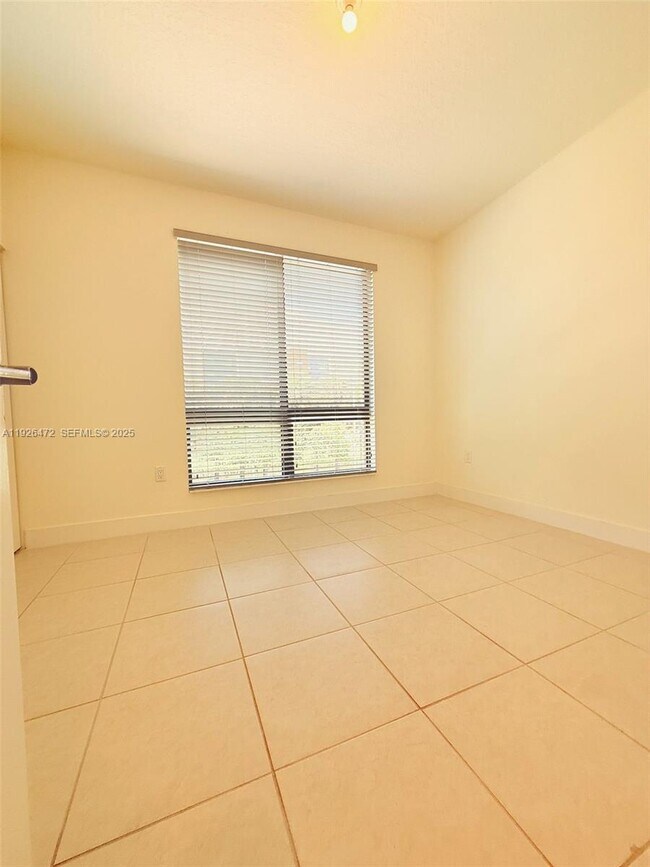 Building Photo - 8001 NW 41st St