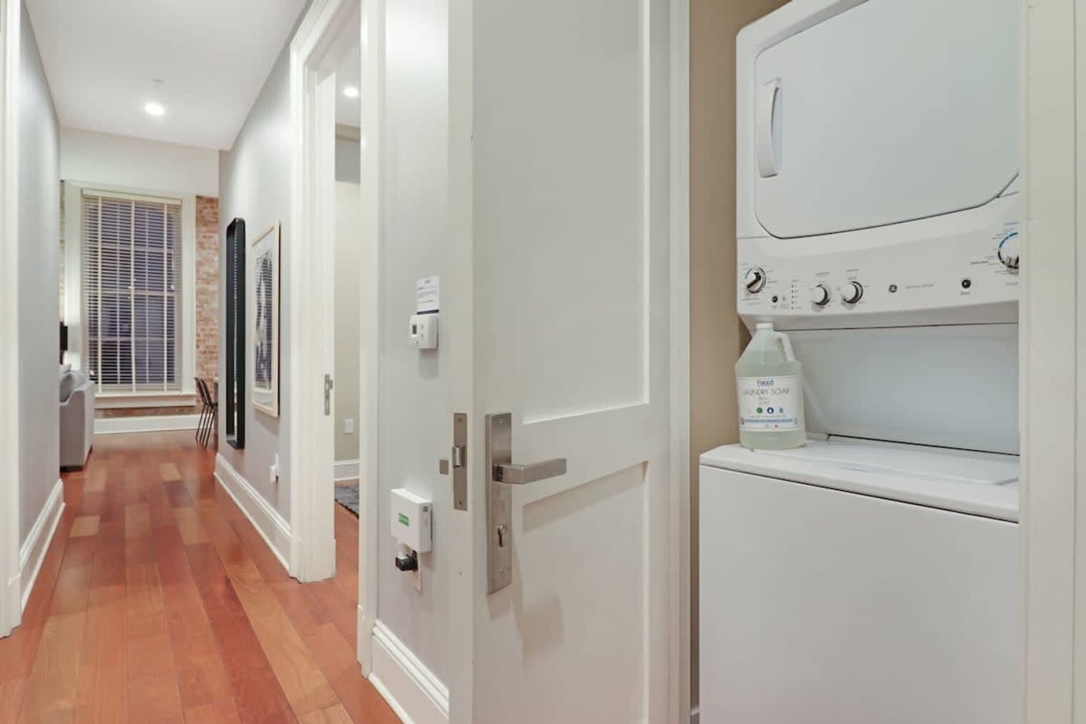 Building Photo - 822 Perdido St