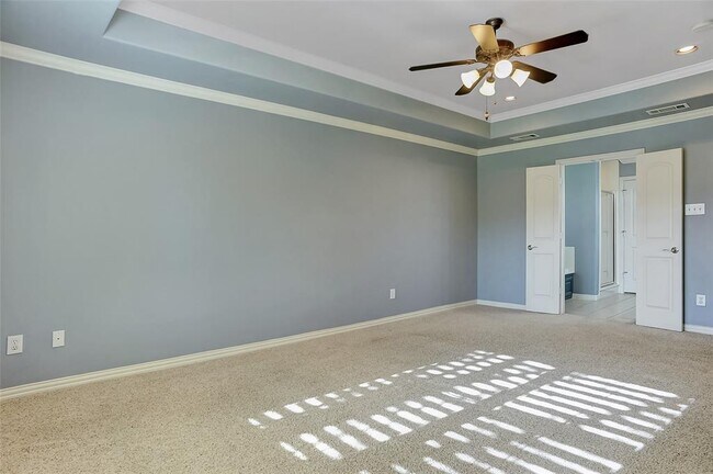 Building Photo - 3815 Sumner Ct