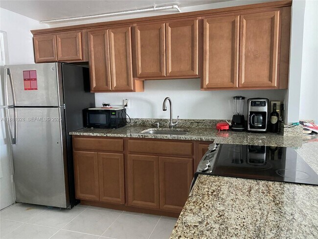 Building Photo - 1200 14th St