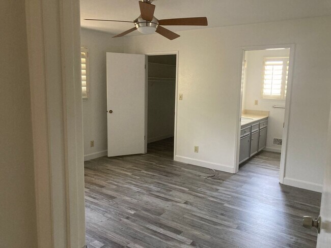 Building Photo - 1229 Eastridge Dr