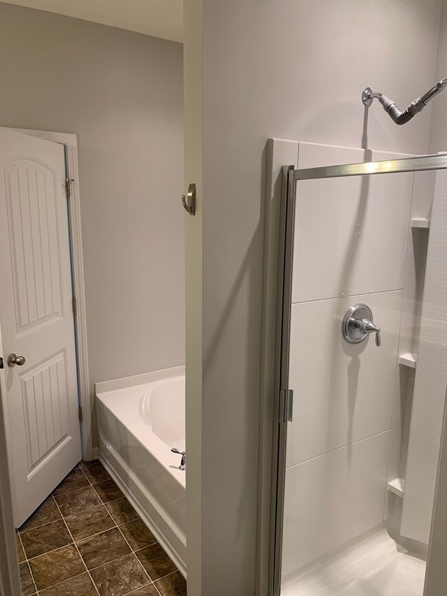 Building Photo - Traemoor Village Townhome