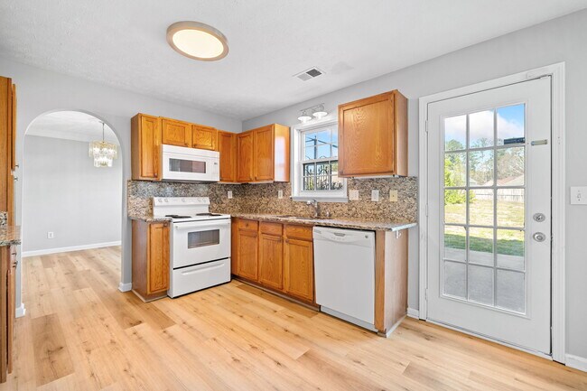 Building Photo - 3313 Summit Creek Ln