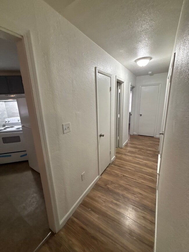 Building Photo - Beautiful four bedroom single family house in Copperas Cove