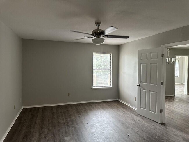 Building Photo - 2485 W Jane Cir Dr