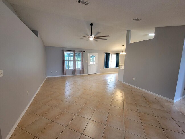 Building Photo - 9780 Parker Lake Cir