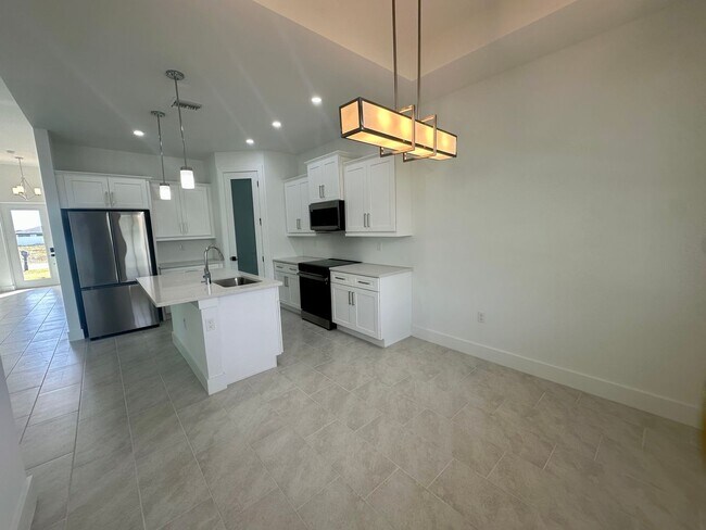 Building Photo - Brand New Cape Coral POOL Home- Available Now
