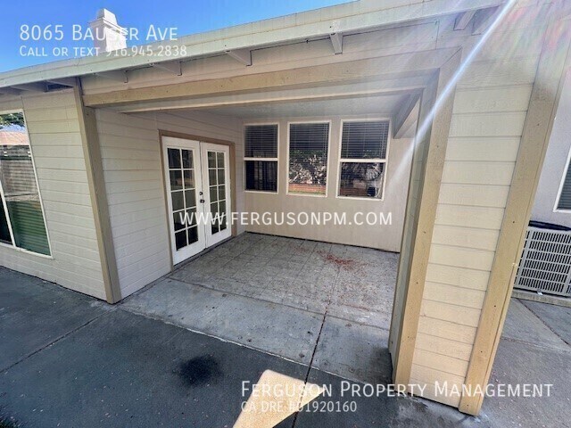 Building Photo - 8065 Bauser Ave