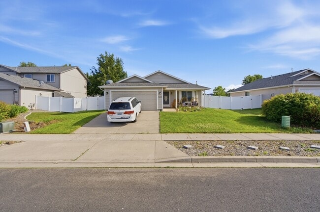 Building Photo - 9623 Nick Ave