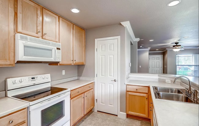 Building Photo - 9048 Apache Plume Dr