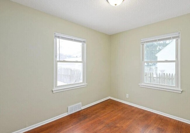 Building Photo - Welcome Home!
