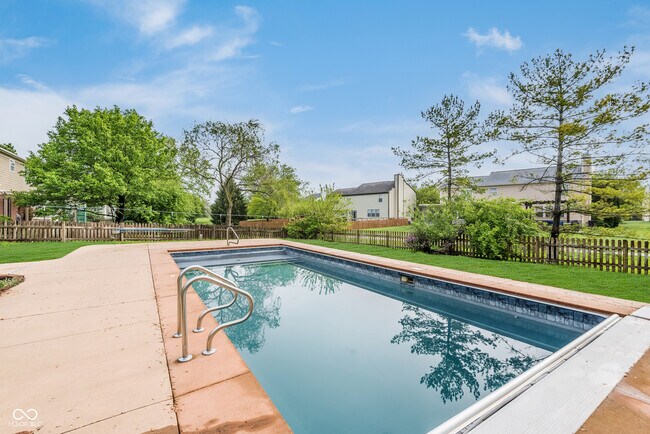 Building Photo - 14175 Charity Chase Cir