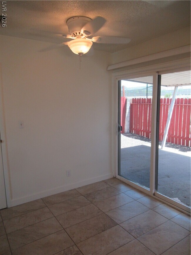 Building Photo - 357 E Van Wagenen St