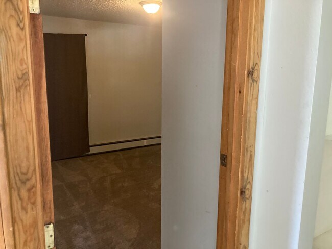 Building Photo - 1135 Florida Rd