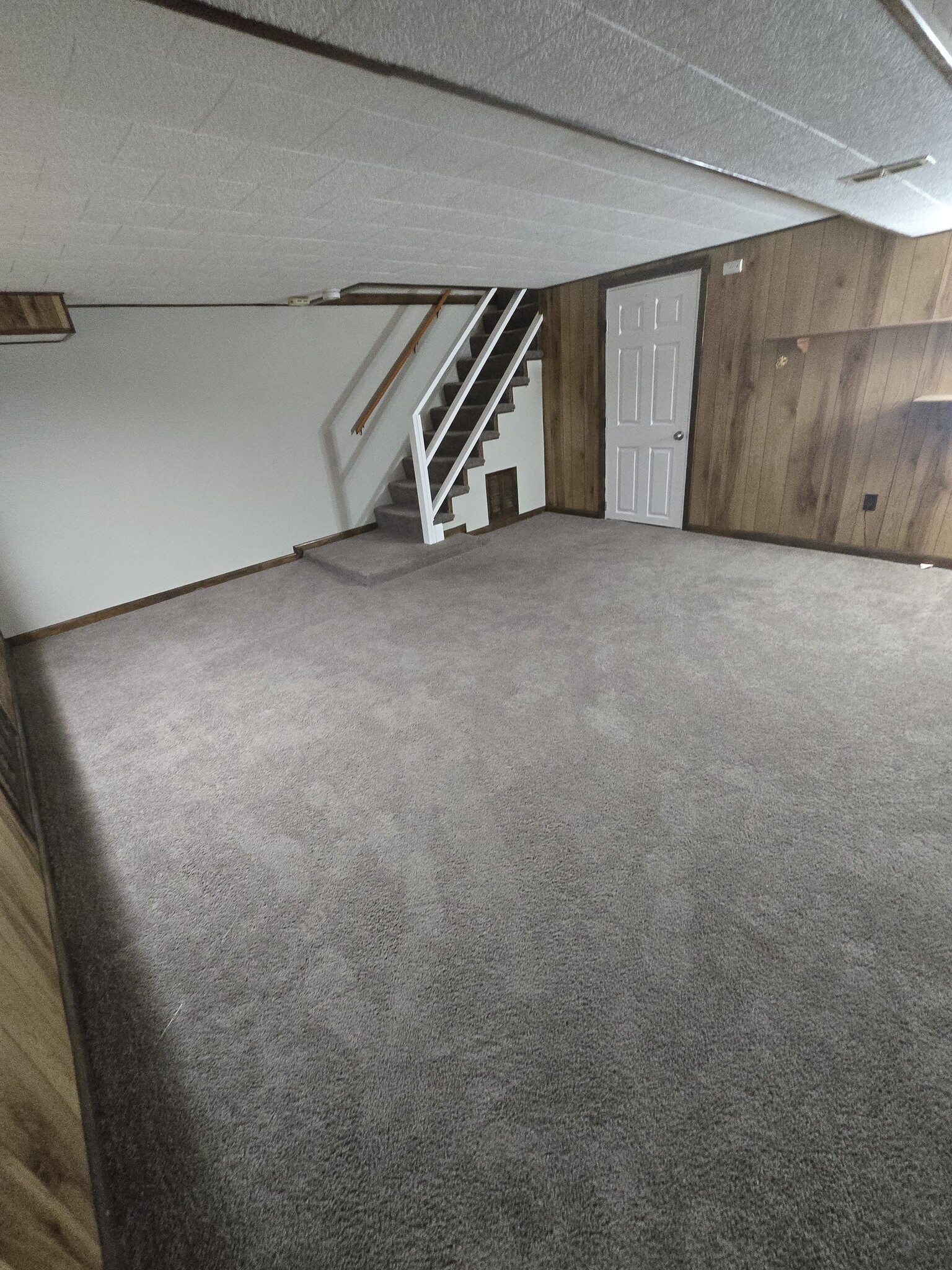 Building Photo - 1926 Guy Way