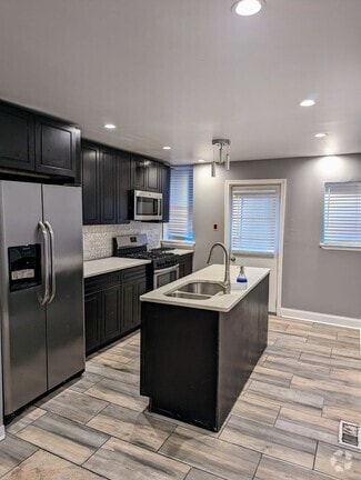 Building Photo - Cozy West Philly Home 4br/2.5ba w/ Hardwoo...
