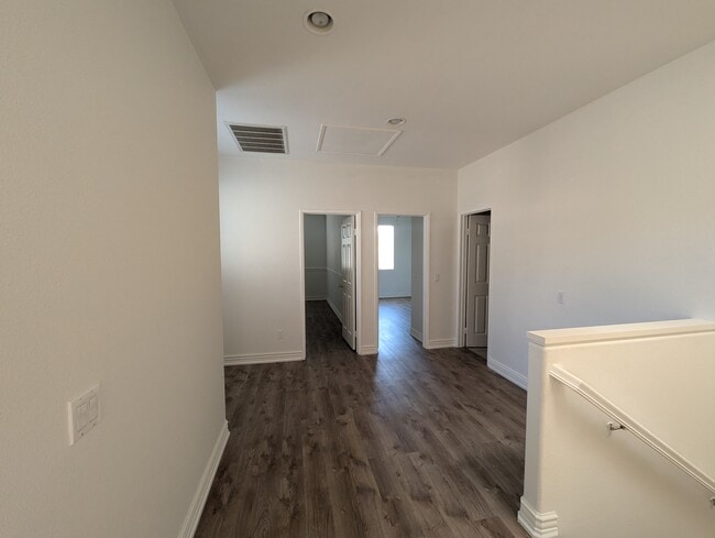 Building Photo - 25411 Calcutta Pass Ln