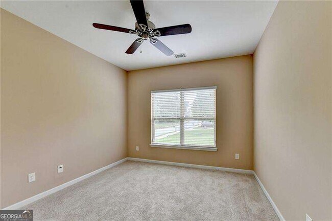 Building Photo - 4228 Woods Creek Ln