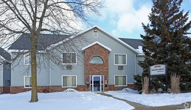Primary Photo - Bolson Drive Apartments