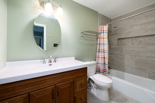 Building Photo - 207 Ridge Springs Ln