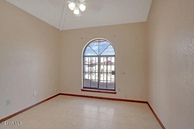 Building Photo - 1747 Leroy Bonse Dr